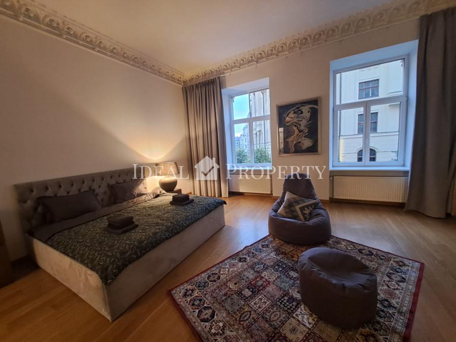 We offer for long term rent apartment in Riga - at Antonijas street.